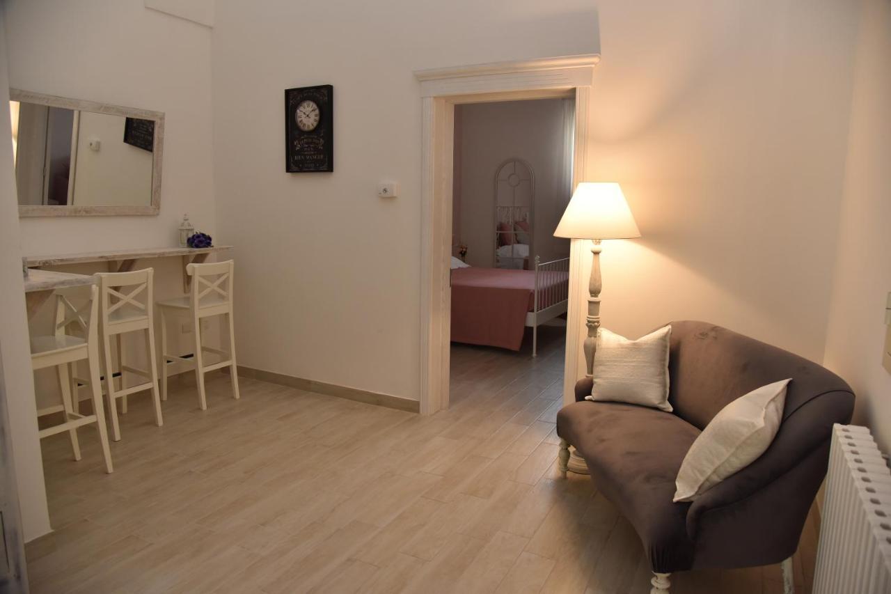 Ai Raggi Di Sole Bed & Breakfast Lecce Exterior photo